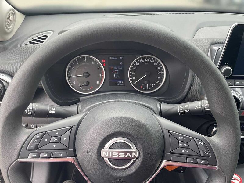 Nissan Juke Acenta, Navi, Kamera